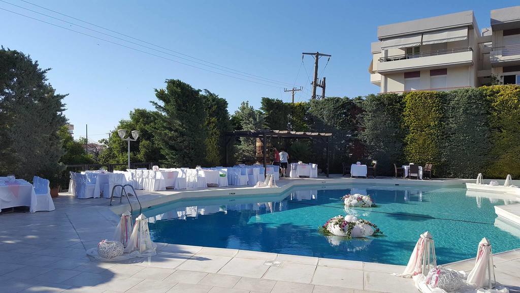 Merope Hotel Karlovassi Esterno foto
